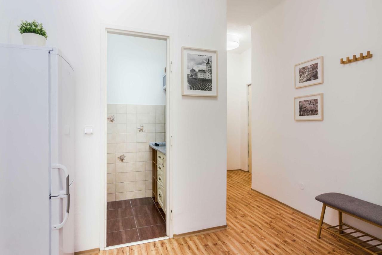 Apt In Prague Charles Bridge 1Km By Michal&Friends Dış mekan fotoğraf